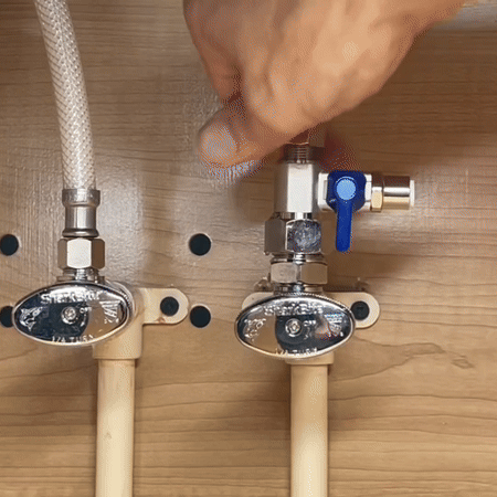 Install the feed water adapter